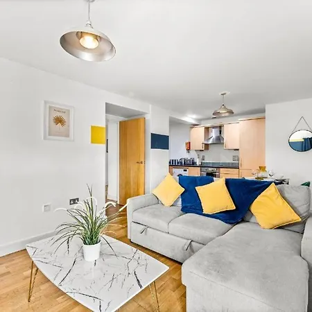 Stylish Abode - Sleeps 6 Сasa de vacaciones *