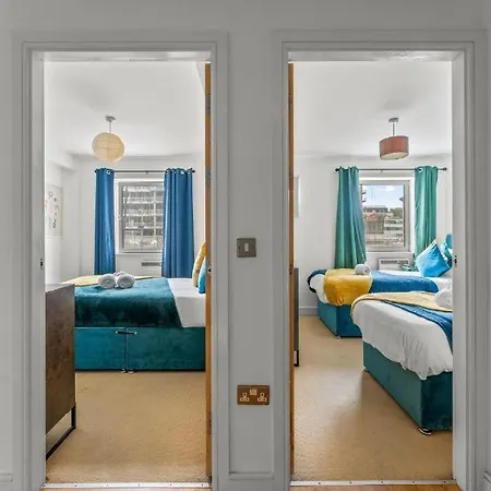 Stylish Abode - Sleeps 6
